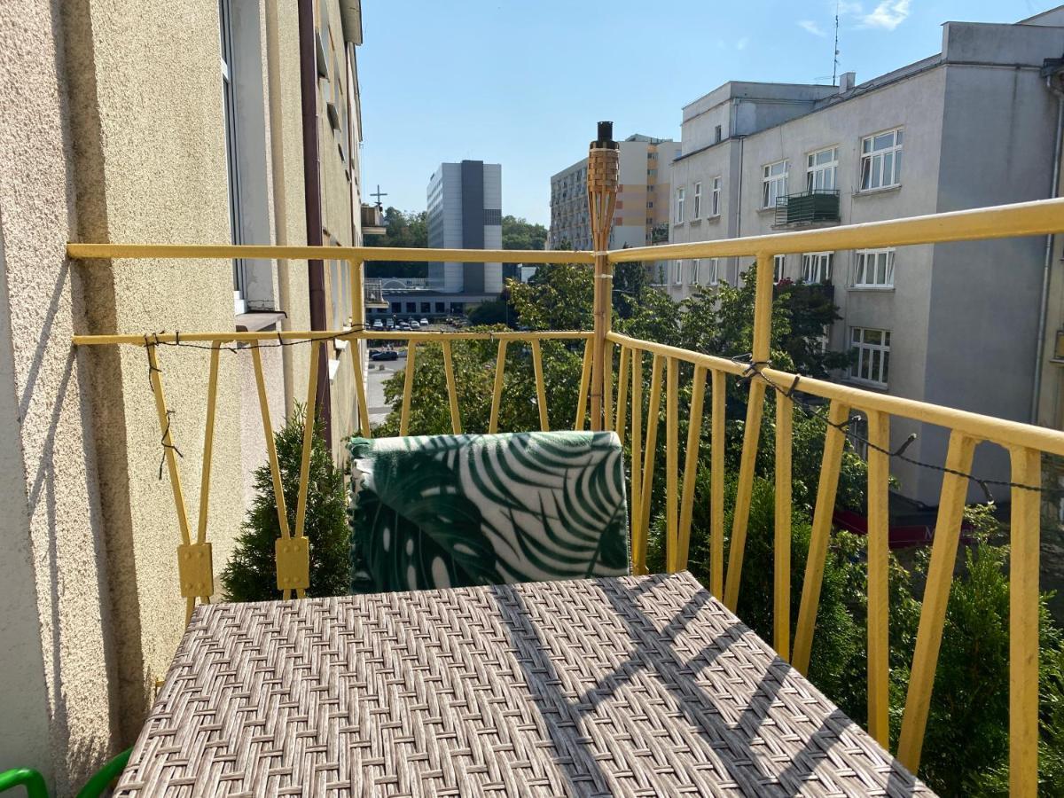 Apartament Przy Plazy W Centrum Gdyni - Prywatny Parking! Gdynia Luaran gambar